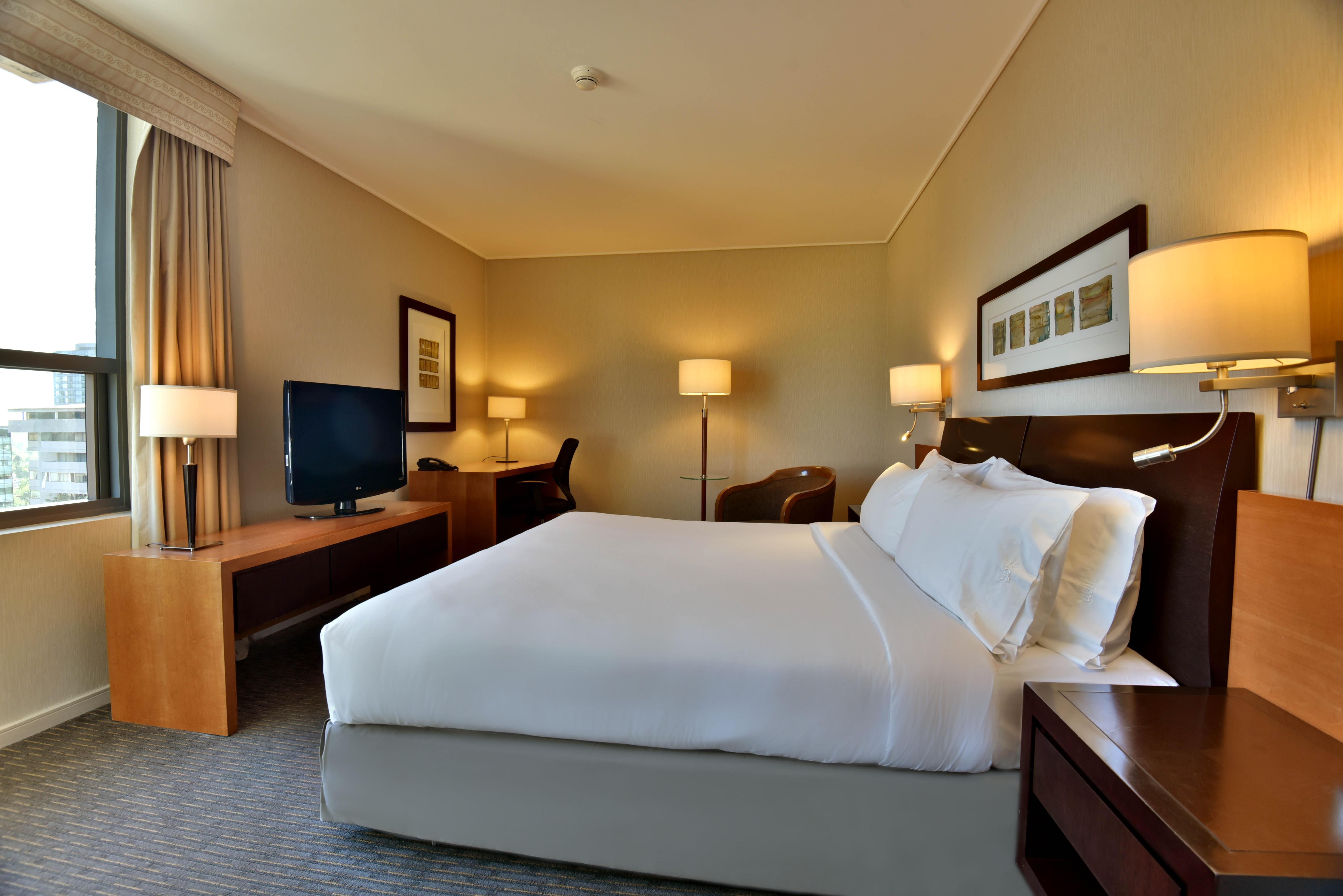 Holiday Inn Express Santiago Las Condes By Ihg Экстерьер фото