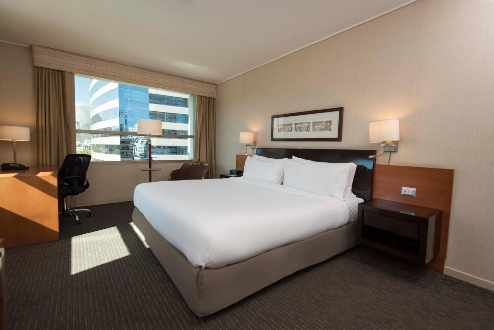 Holiday Inn Express Santiago Las Condes By Ihg Экстерьер фото