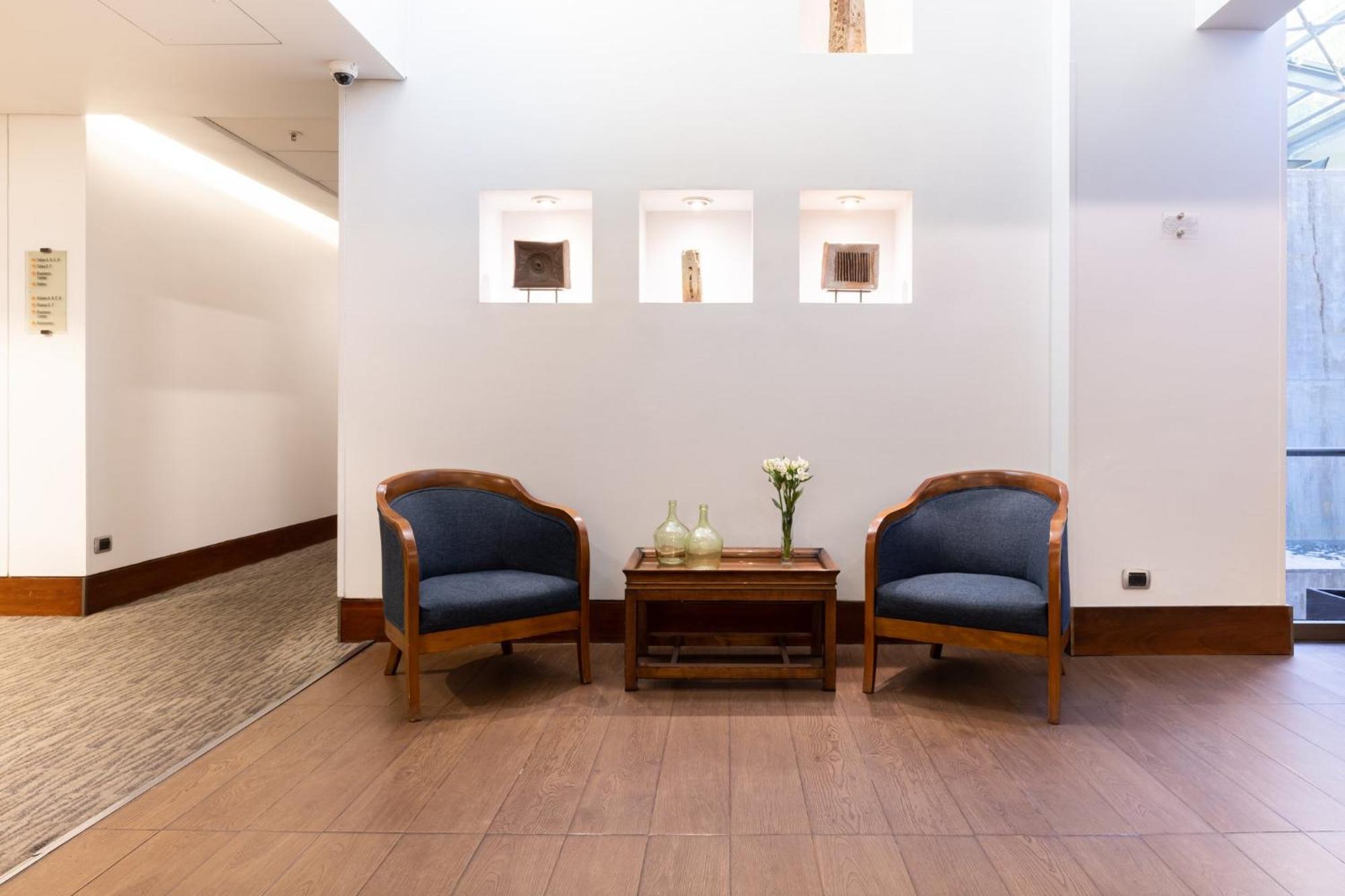 Holiday Inn Express Santiago Las Condes By Ihg Экстерьер фото