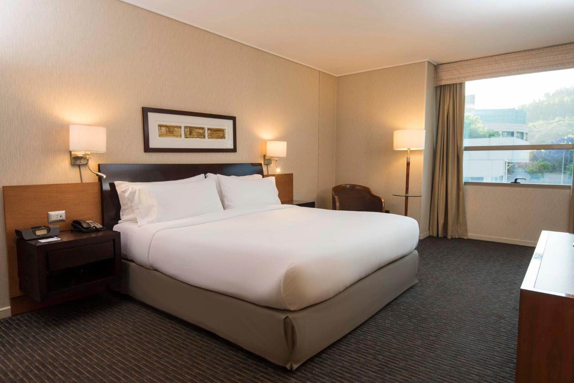 Holiday Inn Express Santiago Las Condes By Ihg Экстерьер фото