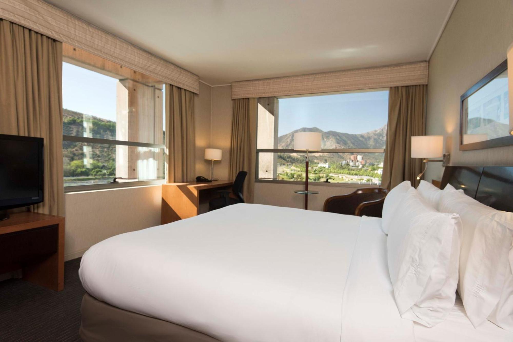 Holiday Inn Express Santiago Las Condes By Ihg Экстерьер фото