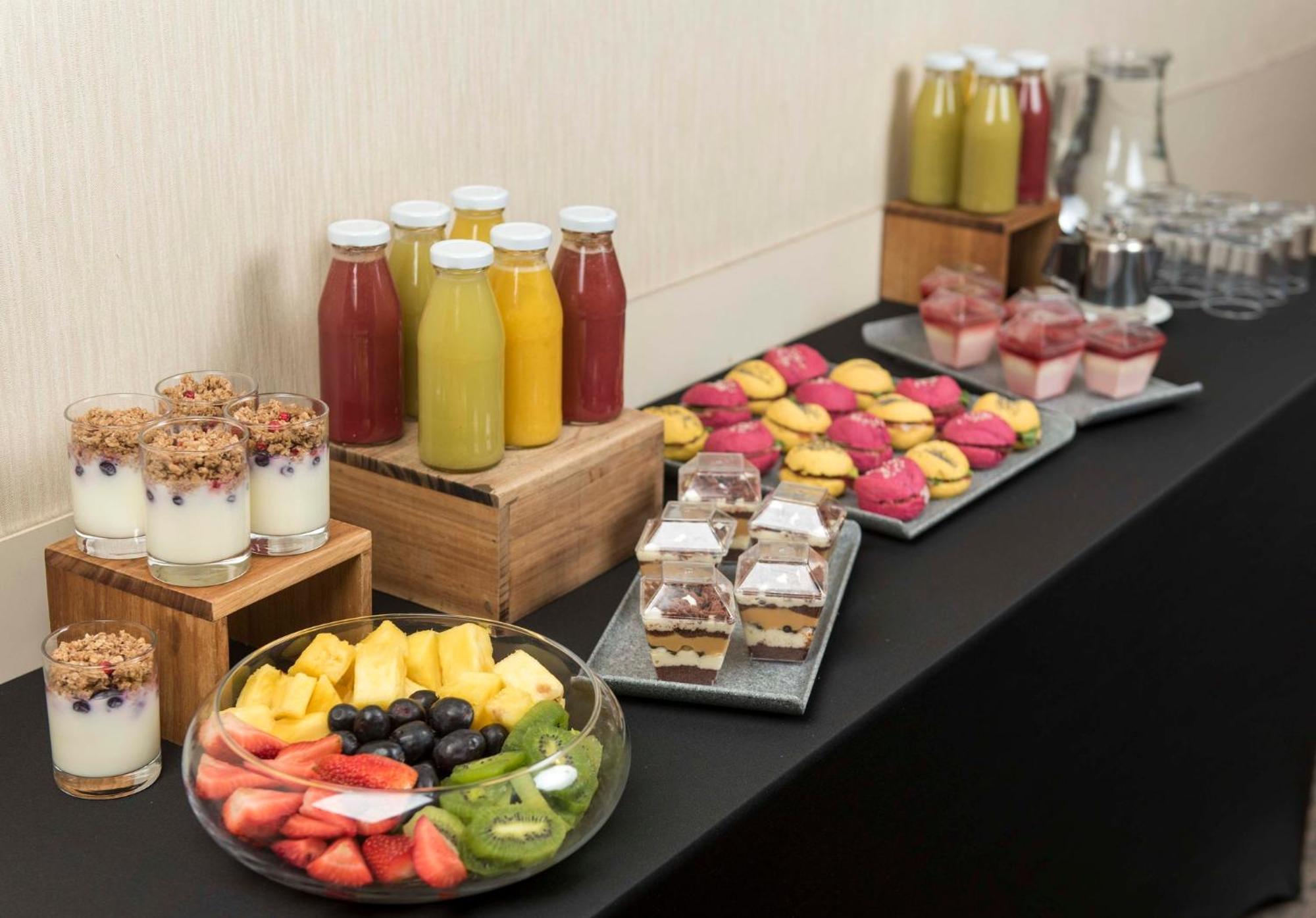 Holiday Inn Express Santiago Las Condes By Ihg Экстерьер фото