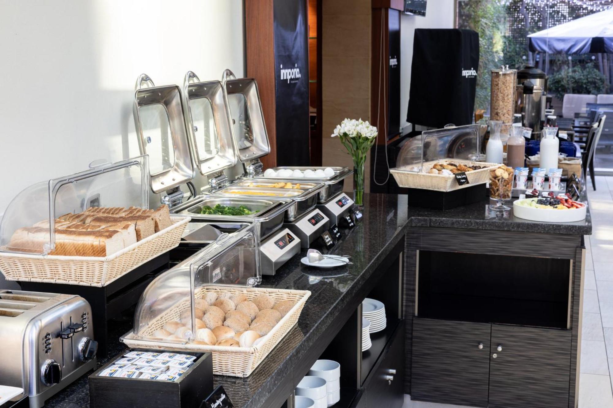 Holiday Inn Express Santiago Las Condes By Ihg Экстерьер фото